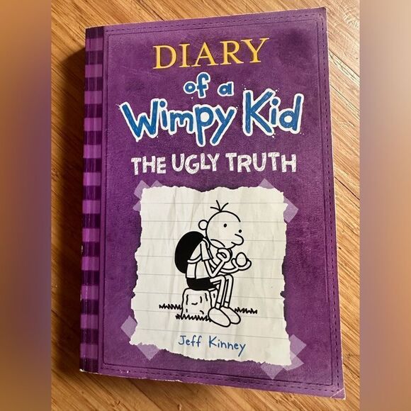 Diary of a Wimpy Kid book bundle set 6 - Picture 3 of 7
